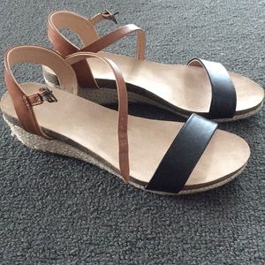 Merona Espadrilles wedges - size 7.5